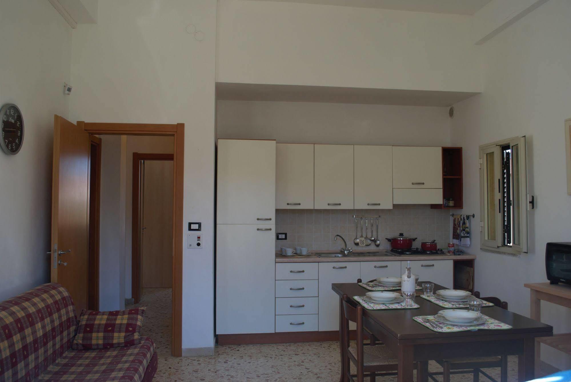 Mareinsicilia: Appartamenti Del Melo Marina di Ragusa Ngoại thất bức ảnh