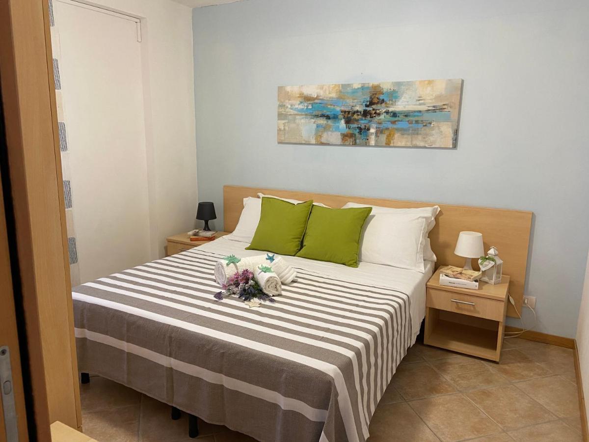 Mareinsicilia: Appartamenti Del Melo Marina di Ragusa Ngoại thất bức ảnh
